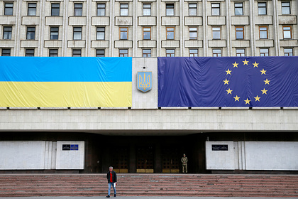 Украина попросила у ЕС помочь ей вступить в ЕС