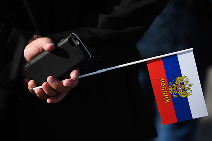 Госдума поддержала запрет продавать смартфоны без российского ПО