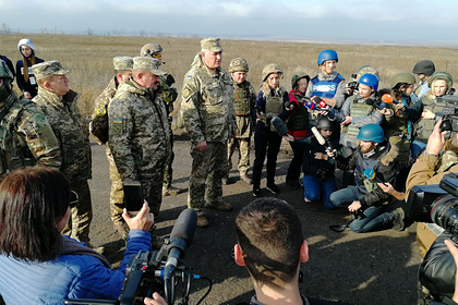 Украина обвинила ДНР в срыве разведения войск