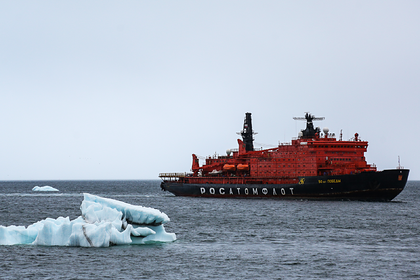 Путин отметил вклад ледокольного флота в освоение Арктики