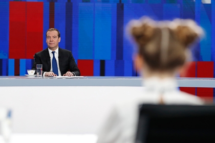 В правительстве объяснили появление Ивлеевой на интервью с Медведевым