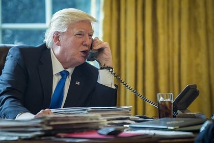 В США ограничили число лиц с доступом к телефонным разговорам Трампа