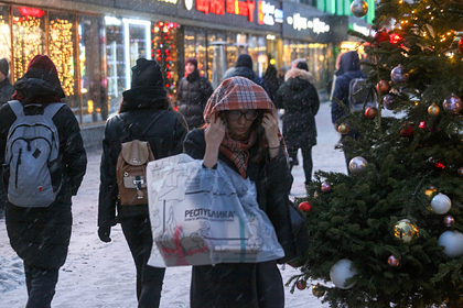 Россияне решили сэкономить на новогодних подарках родным