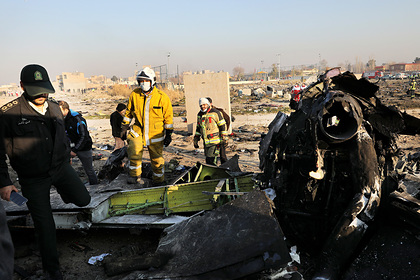 В Киеве уточнили число погибших в крушении самолета в Иране украинцев