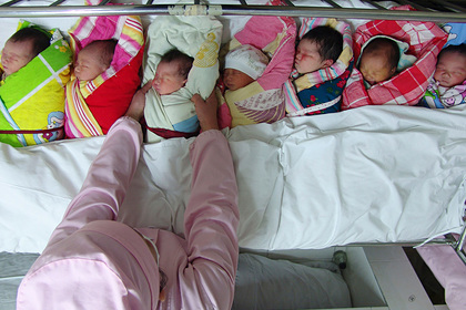 Китайцы родили рекордно мало детей