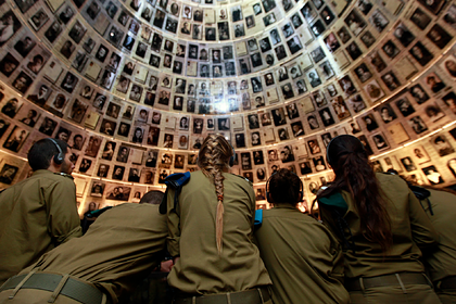 Россию и Израиль обвинили в злоупотреблении памятью о холокосте