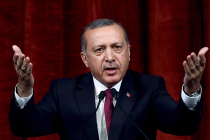 Эрдоган пригрозил нарушить договоренности с Путиным и начать бомбить Сирию