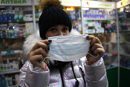 В России задумались о заморозке цен на медицинские маски