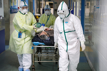 В Китае уменьшилось число умерших от коронавируса