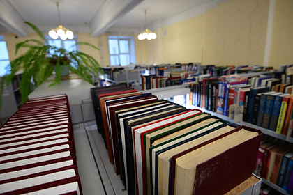 Власти Украины призвали изъять из библиотек изданные в СССР книги