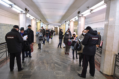 В полиции отреагировали на очереди в московском метро из-за проверки пропусков