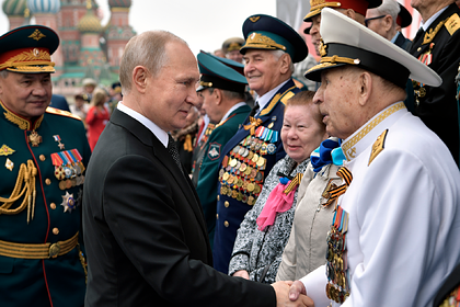Кремль отреагировал на просьбу ветеранов перенести парад Победы