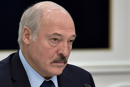 Лукашенко поручил «медленно и спокойно» возобновить учебу в школах