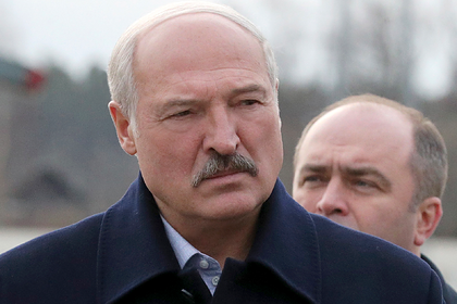 Лукашенко назвал срок возрождения российской экономики