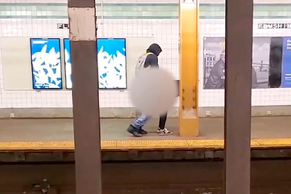 Пассажиры метро занялись сексом на опустевшей из-за коронавируса станции