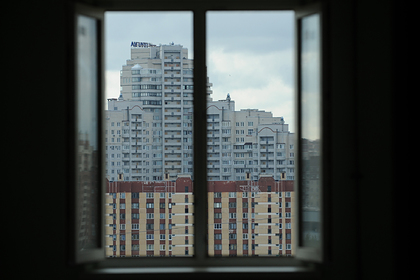 Россиянам предрекли возвращение с дач в квартиры