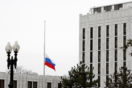Посольство России призвало США отпустить россиян из тюрем