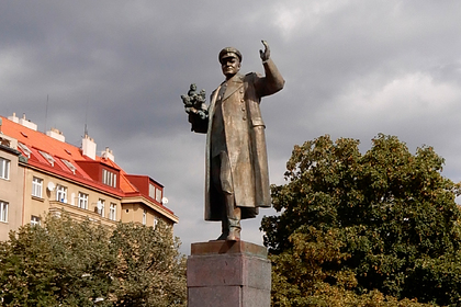Россия задумалась о покупке памятника маршалу Коневу у Чехии