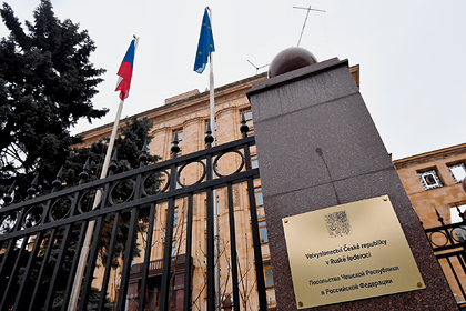 Россия вышлет двух чешских дипломатов