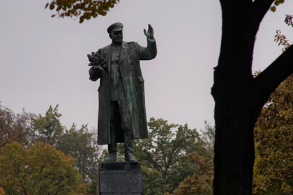 В Чехии обвинили Россию в сносе памятника Коневу