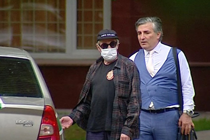 Адвокат Ефремова объяснил непризнание актером вины в аварии