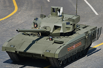 Российский танк «Армата» отработал беспилотный режим работы