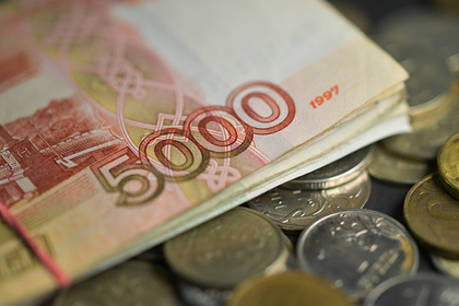 Деноминацию рубля в России назвали необходимой и неразумной