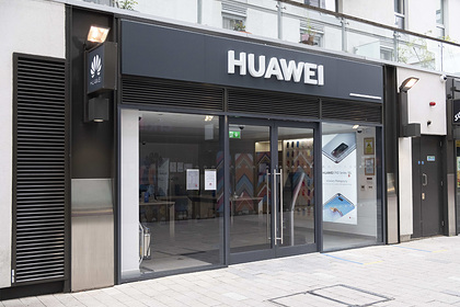 Обновление сломало зарядку смартфонов Huawei