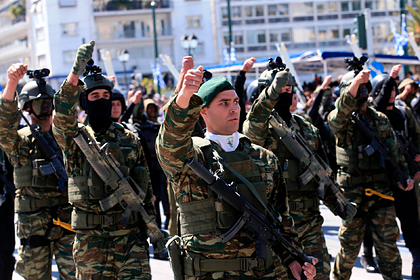Греков массово «мобилизовали» в армию на фоне конфликта с Турцией