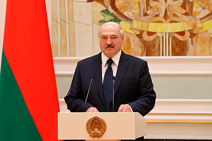 Лукашенко наградил силовиков за безупречную службу