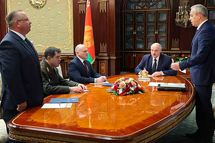 Лукашенко отказался считать протесты сложной обстановкой в стране