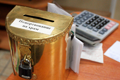 Священник попался при покупке на фальшивые рубли из ящика для пожертвований
