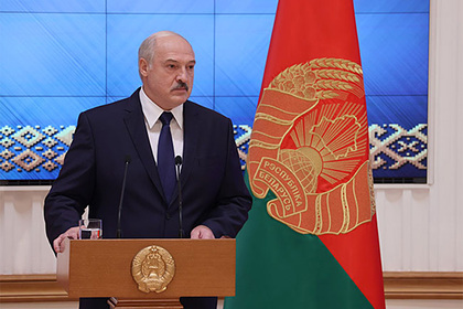 Лукашенко потребовал перерегистрировать все партии
