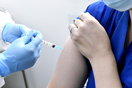 Журналистка испытала российскую вакцину от COVID-19 и поделилась впечатлениями