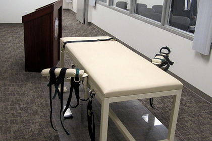 Стол для казни с помощью смертельной инъекции, США