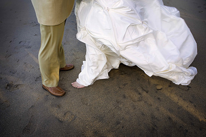 Невеста велела гостям оплатить свадьбу и медовый месяц и была поднята на смех