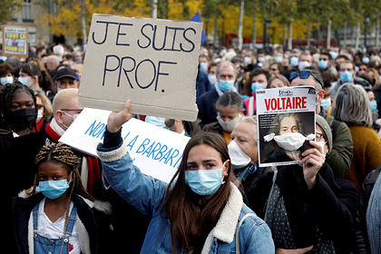 В ООН не смогли найти оправданий жестокому убийству учителя в Париже