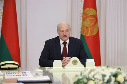 Лукашенко назвал источник финансирования бастующих на заводах