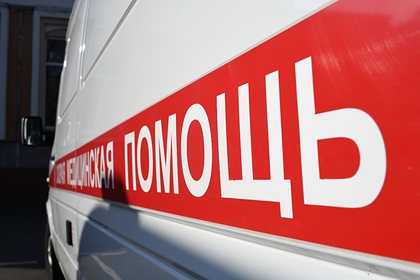 Пациент с коронавирусом выпал из окна третьего этажа российской больницы