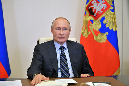 Объяснены манипуляции Путина с оранжевой папкой