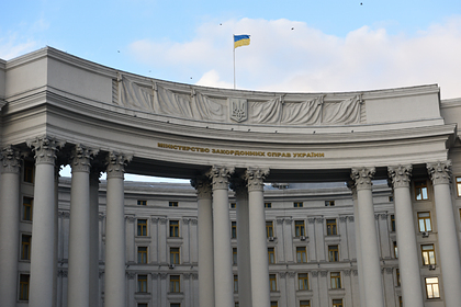 Украина обвинила Россию в агрессии из-за изменений в указе о жителях Донбасса