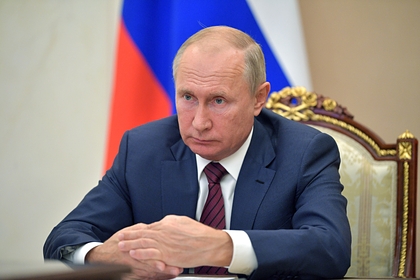 Путин оценил эффективность и безопасность российских вакцин от COVID-19