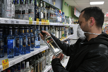 Поставки водки в российские магазины оказались под угрозой