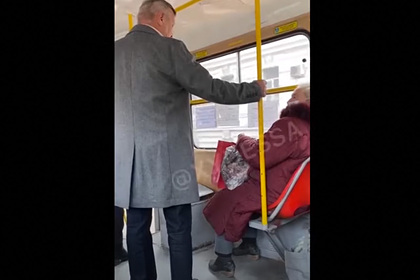 Полиция занялась ссорой пассажиров в одесском трамвае из-за русского языка