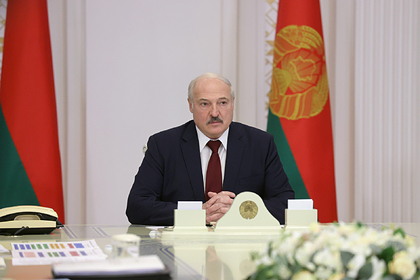 Лукашенко откажется от поста президента после принятия новой конституции