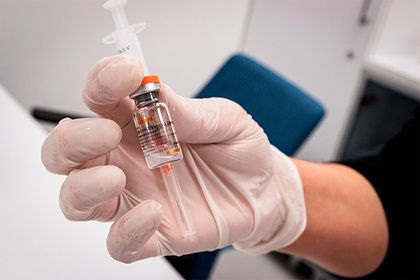 Украина понадеялась получить в феврале вакцину от коронавируса