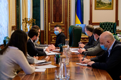 Зеленского назвали ответственным за тотальную украинизацию
