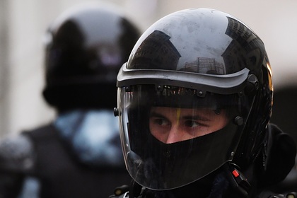 На несанкционированных акциях в Москве пострадали 39 силовиков
