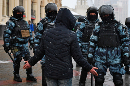 Кремль оправдал действия силовиков на акциях протеста