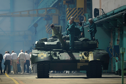 На Украине изготовят один «парадный» танк «Оплот» за весь год